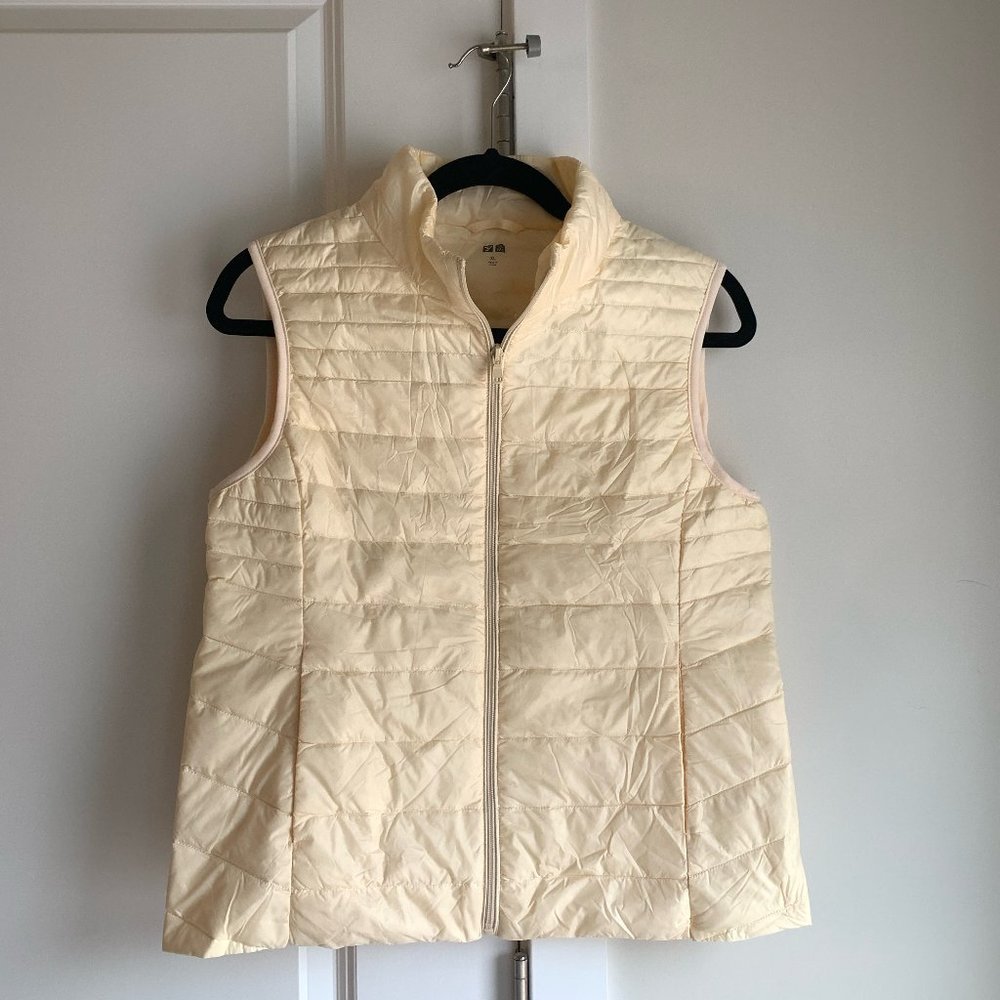Ultralight Cream Puffer Vest
